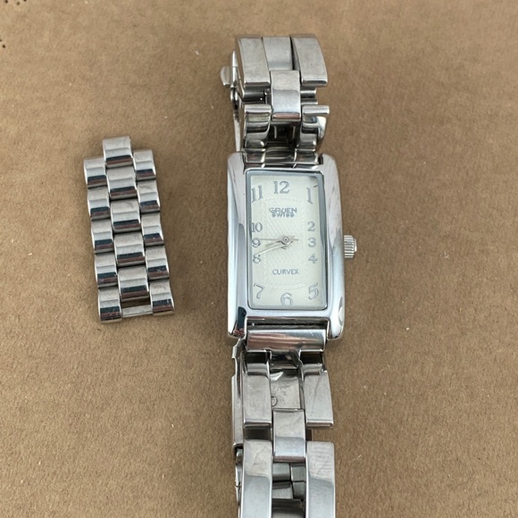 Gruen Curvex Silver Tone Swiss Watch Guilloche Enameled Dial - Picture 3 of 8